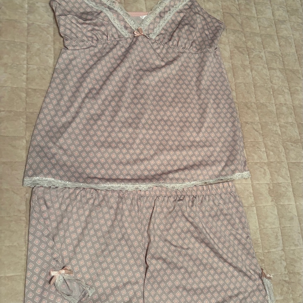 Women's Lace Trim Silk Sleepwear Set - Pink